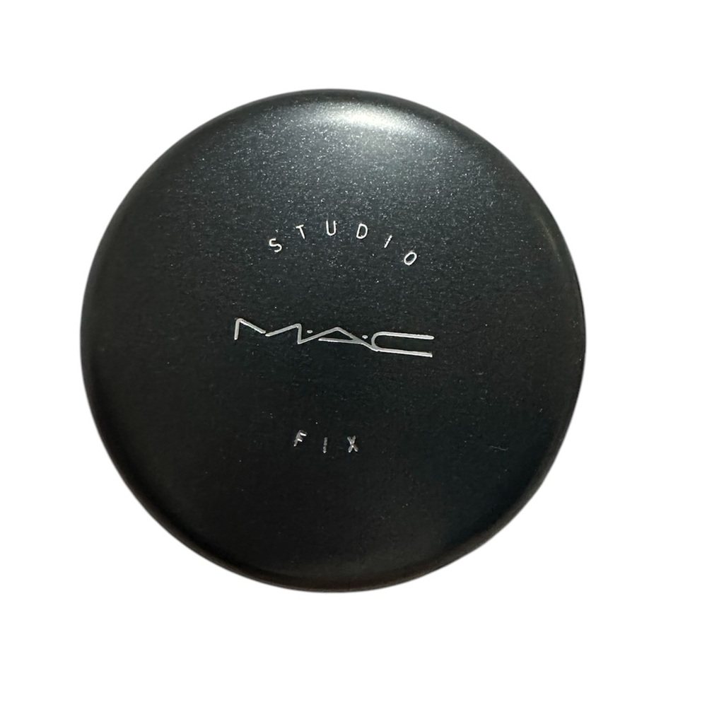MAC Studio Fix Powder Foundation🤎